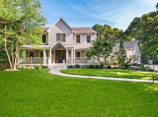 24 Marion Ln, East Hampton, NY 11937