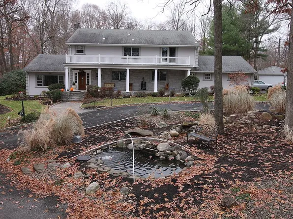 23 Pascack Rd, Woodcliff Lake, NJ 07677