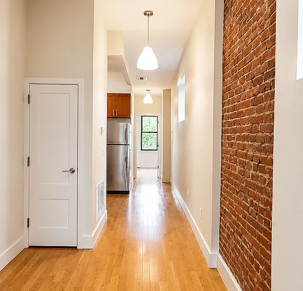 921 Broadway #3L — Photo 3