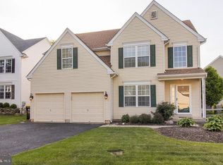 4184 Sir Andrew Cir, Doylestown, PA 18902