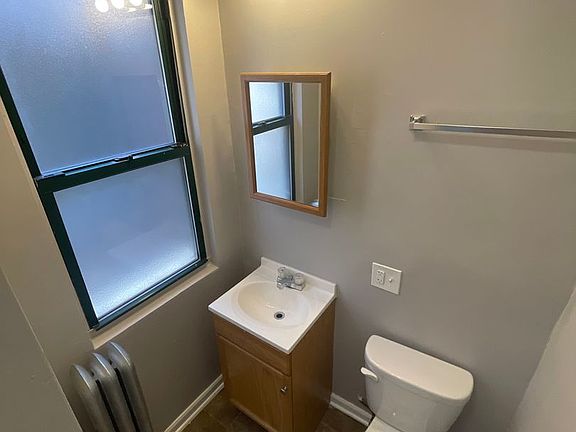 2nd image of 7852 S Ellis Ave #306