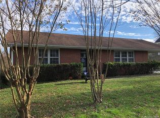 525 Shepherd St, Hendersonville, NC 28792