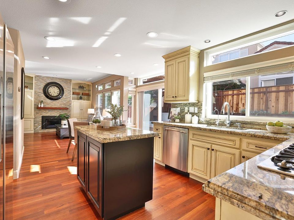 1st image of 5645 Bergamo Ct