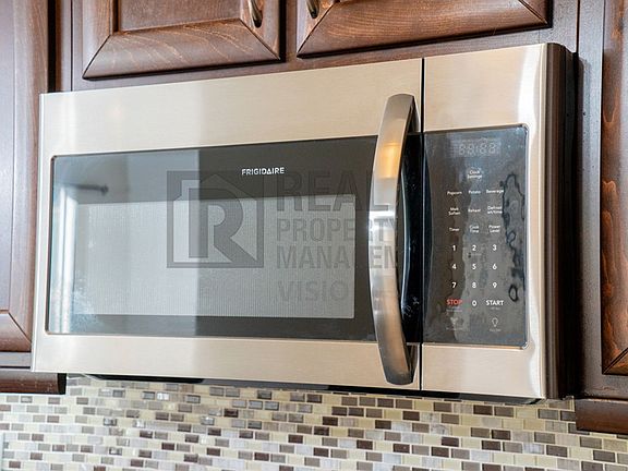 4th image of 12854 Avenida Bonita