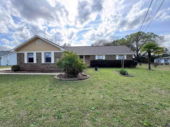 111 Rainbow Ave, Warner Robins, GA 31093