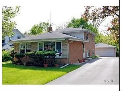 18210 Stewart Ave photo 1