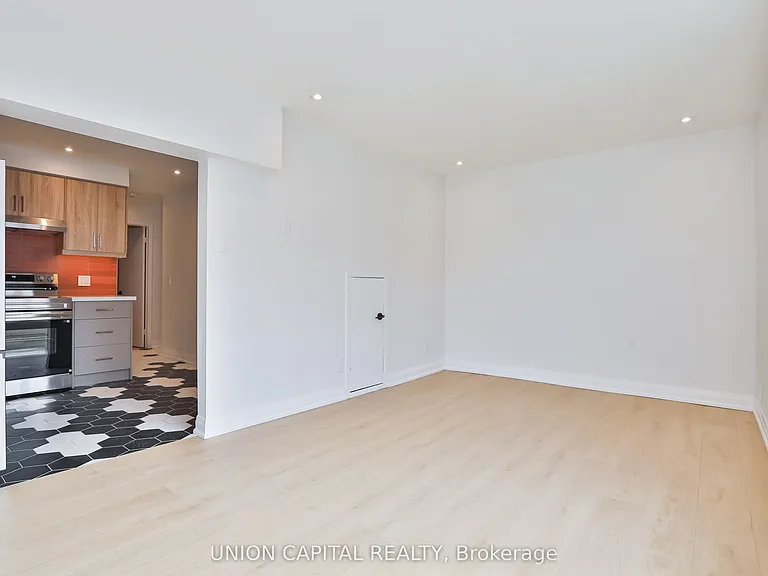 612 Gerrard St E #1 — Photo 6