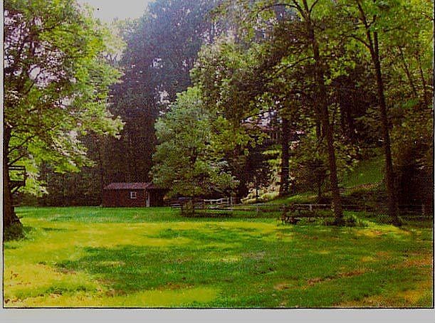 Shared 4 Stall Horse Barn