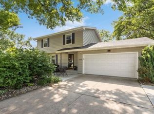 3908 SW 32nd St, Des Moines, IA 50321