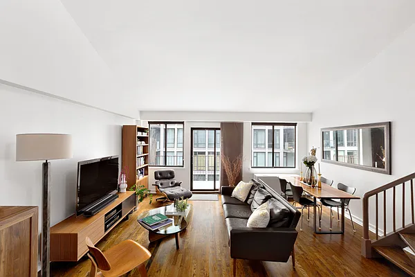 Sold by Compass | media 4