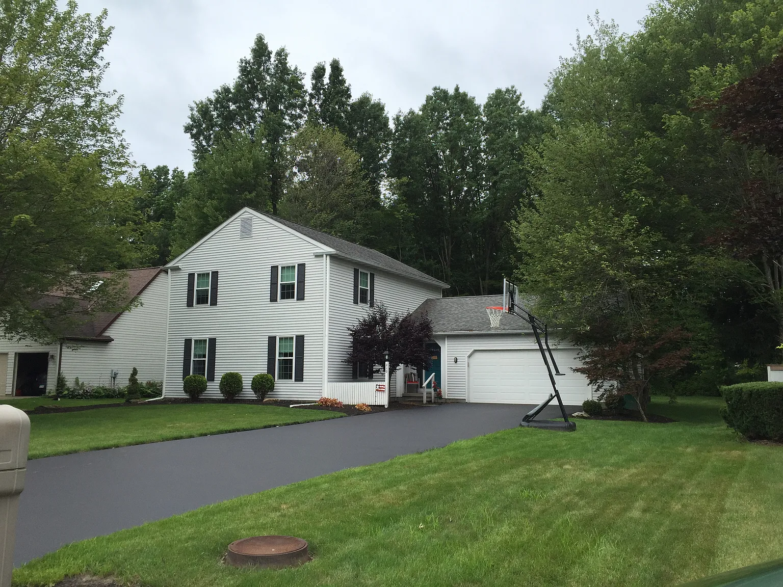 210 Avalon Dr SE photo 1