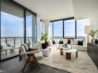 1-5 Dock St #PENTHOUSE 3103, Philadelphia, PA 19106