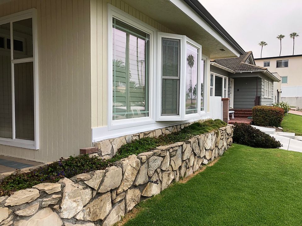 2nd image of 2052 W Paseo Del Mar