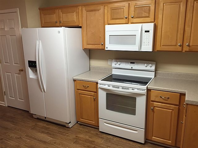 1st image of 1365 Weatherbrook Cir
