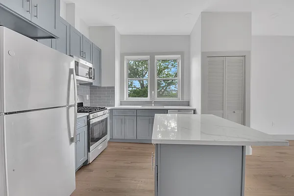 Rented by Corcoran | media 6