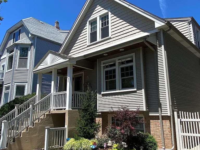 2168 W Eastwood Ave #1 — Photo 1