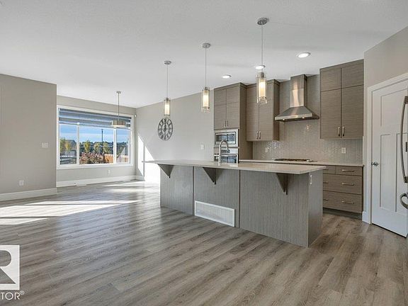 4th image of 2083 Price Lndg SW