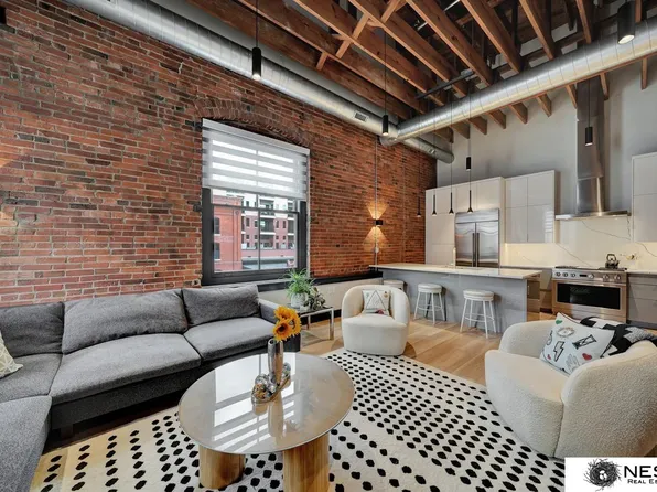 803 Q St #203, Lincoln, NE 68508