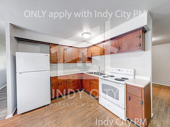 3rd image of 3903 Elmonte Ct