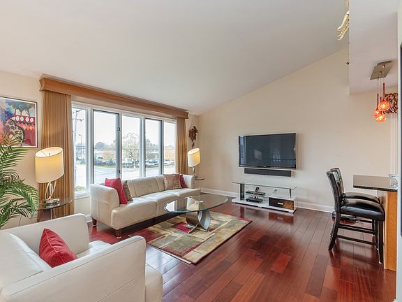 4th image of 6745 181st St