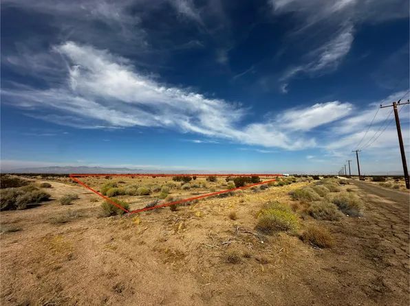 Wilson Dr, California City, CA 93505