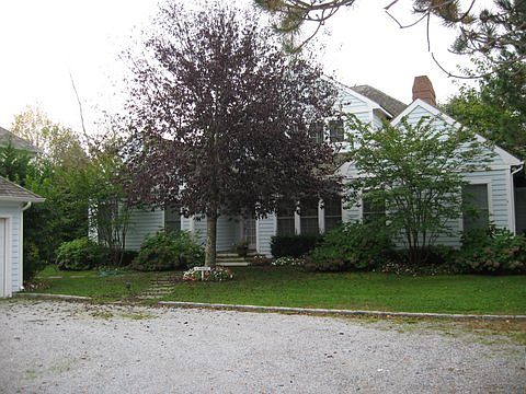 1st image of 20 Cobblefield Ln