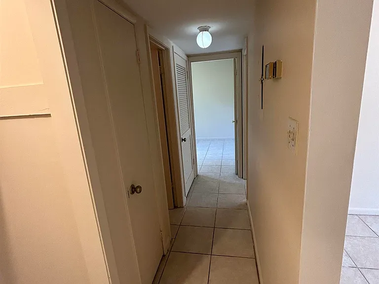 124 Michael Ave #B — Photo 6