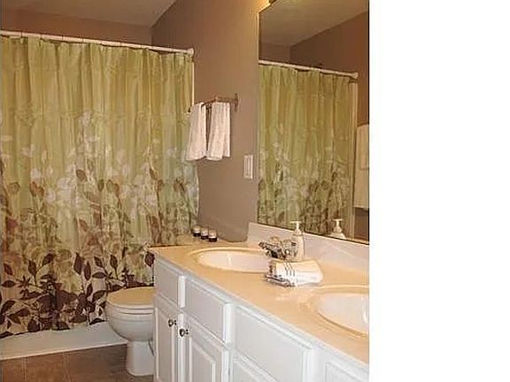 3rd image of 313 Coral Creek Ln