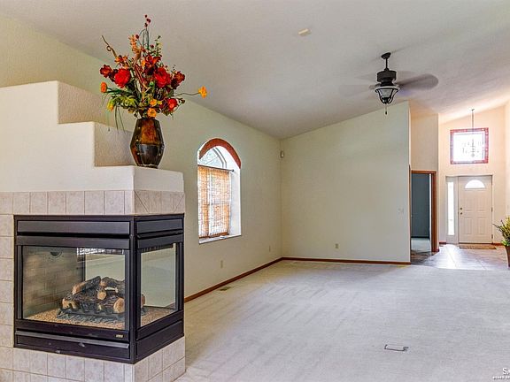5th image of 2511 Flor De Sol Dr