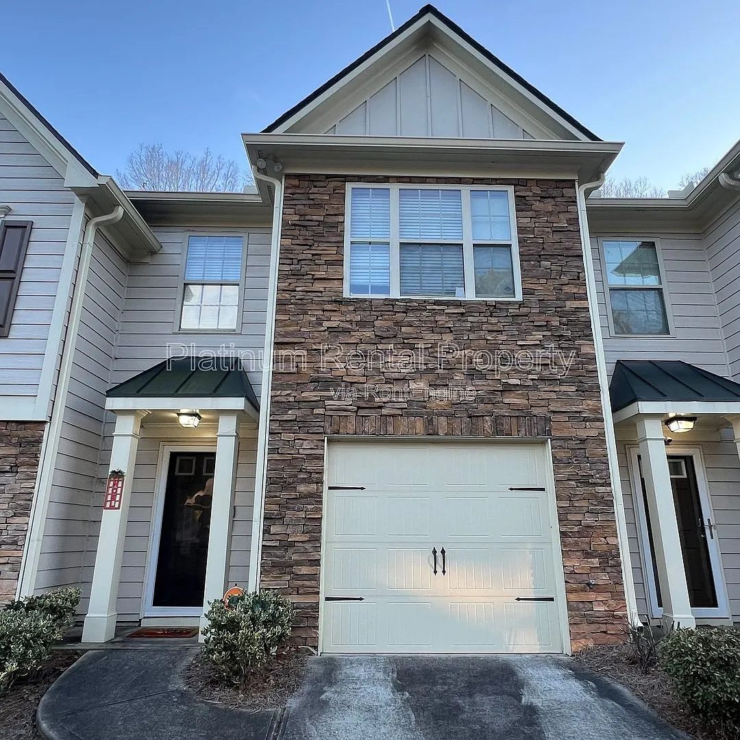 3 bed, 2.5 bath, 1792 sqft, $2,000 — Photo 1