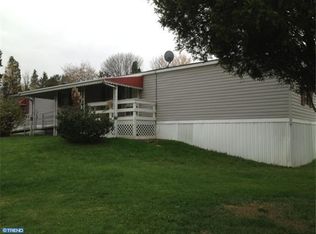 301 Bordic Rd, Reading, PA 19606