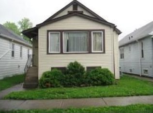 6069 S 74th Ct, Summit, IL 60501