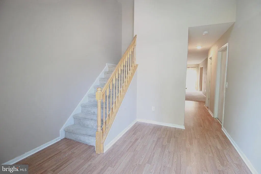 3 bed, 2.5 bath, 1540 sqft, $2,395 — Photo 2