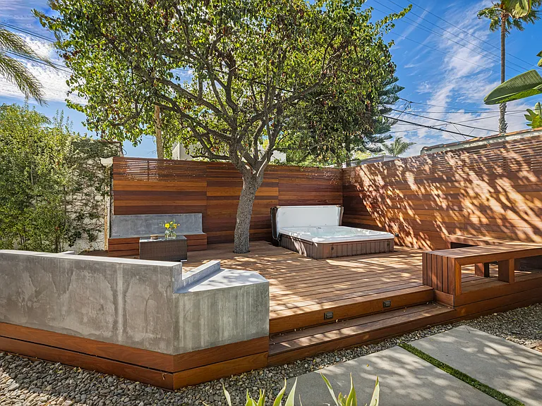 1169 S Sierra Bonita Ave — Photo 49