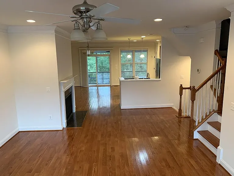 1713 Belvedere Pl — Photo 2