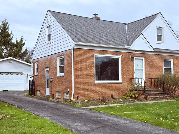 1424 Parkview Dr, Lyndhurst, OH 44124