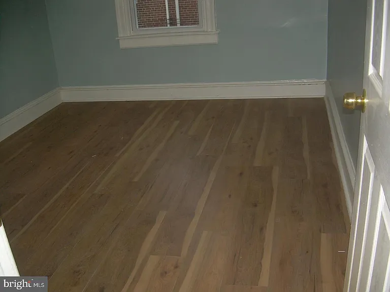 853 Anchor St — Photo 11