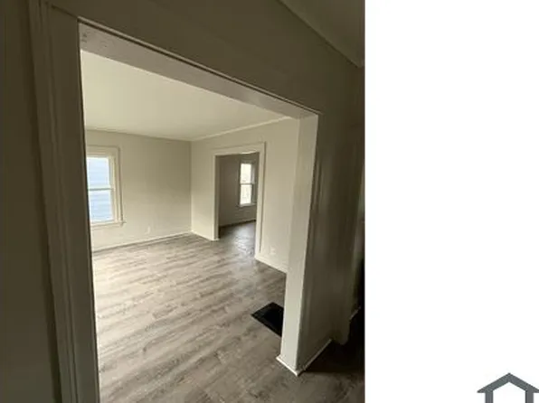 6 Bradford St, Rochester, NY 14621