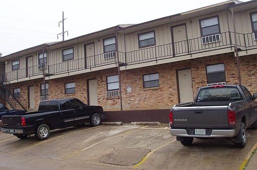 2nd image of 610 Montgomery St APT 143