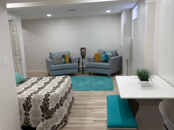 14 Clementi Ln, Methuen, MA 01844