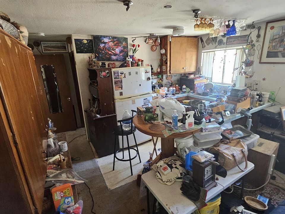 2nd image of 4304 Willows Rd