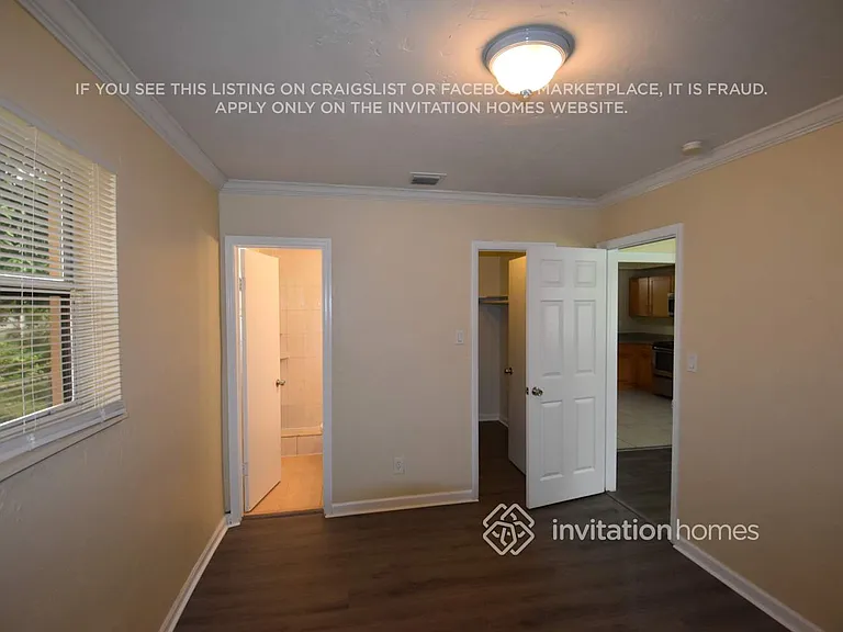 6315 SW 24th St — Photo 10