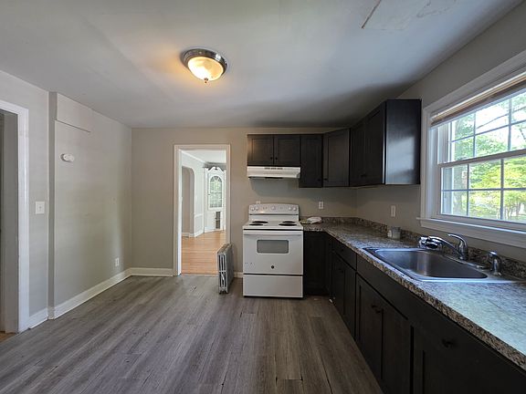 3rd image of 75 Stimson Rd #Sf