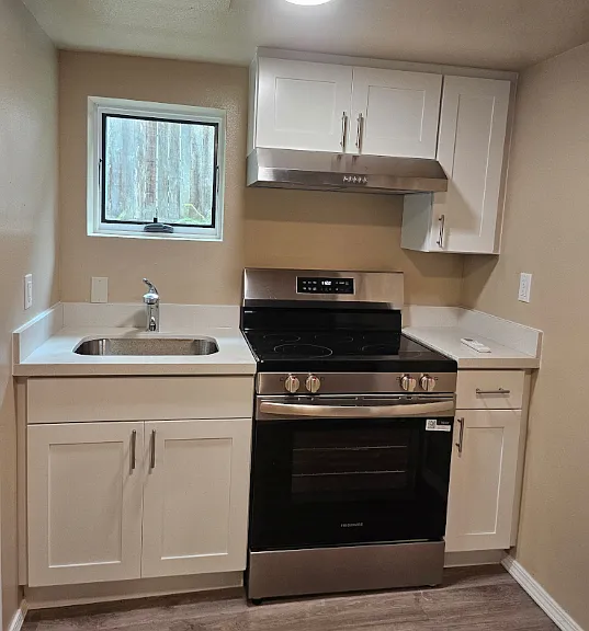 804 NE 102nd St #B — Photo 1