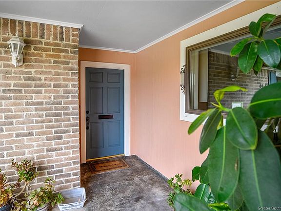 2nd image of 616 Blackman St