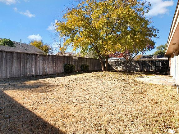 5th image of 3609 Knoxville Dr