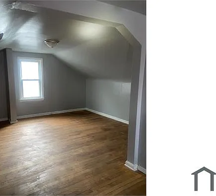 15238 Seymour St — Photo 8