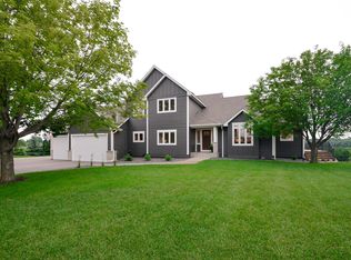 5721 94th Ave N, Loretto, MN 55357