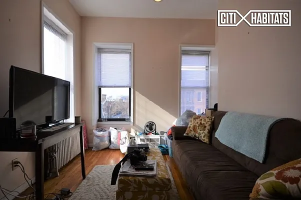 Rented by Citi Habitats | media 21