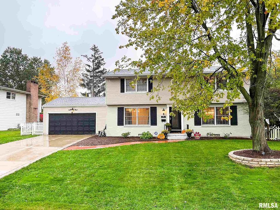 1st image of 1014 W Kensington Dr